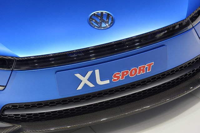 10-2015-vw-xl-sport-concept-paris-1