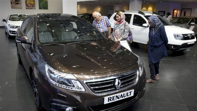 Iranci-Potpisali-sa-Renault-om-1