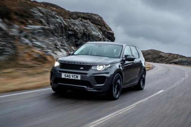 Land-Rover-Discovery-sport-hybrid-1